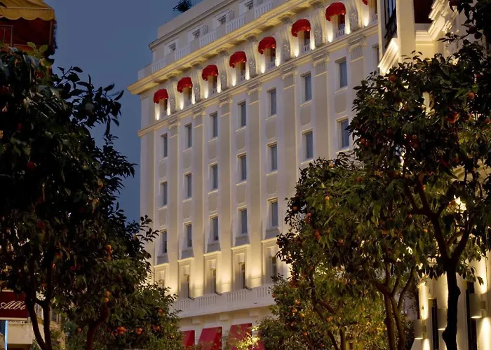 Hotel Colón Gran Meliá - The Leading Hotels of the World